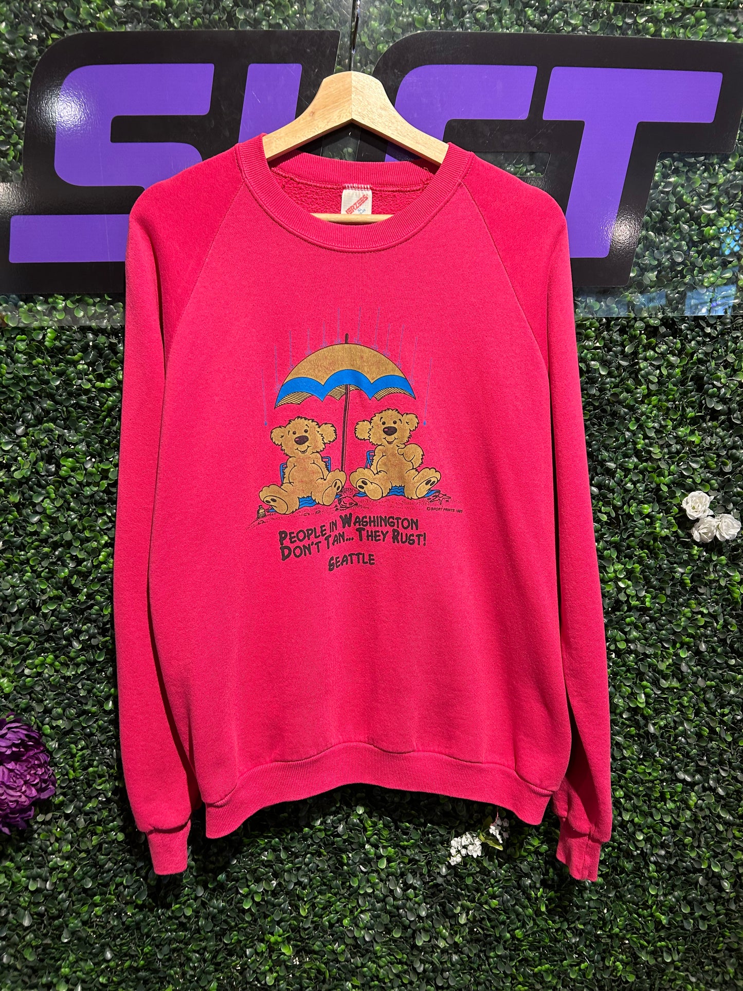 1989 People In Washington Don’t Tan… They Rust Seattle Crewneck. Size Large