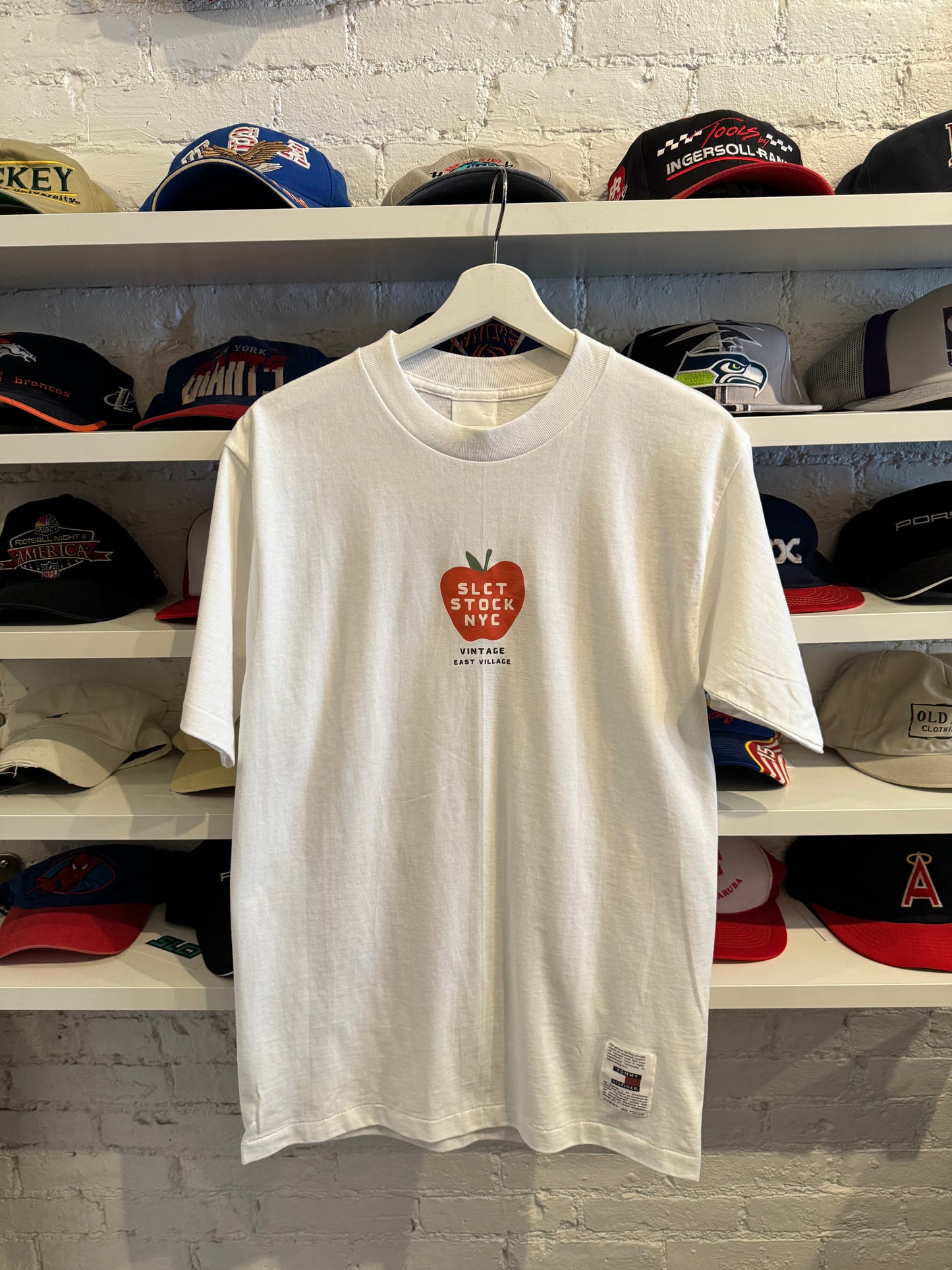 Vintage SLCT Stock NYC Big Apple T-Shirt Size Medium