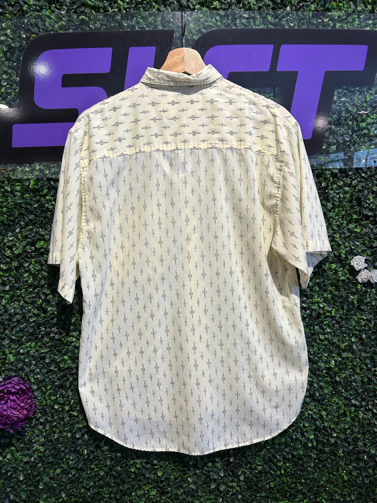 Vintage Angels Flight Button-Up Shirt. Size M/L