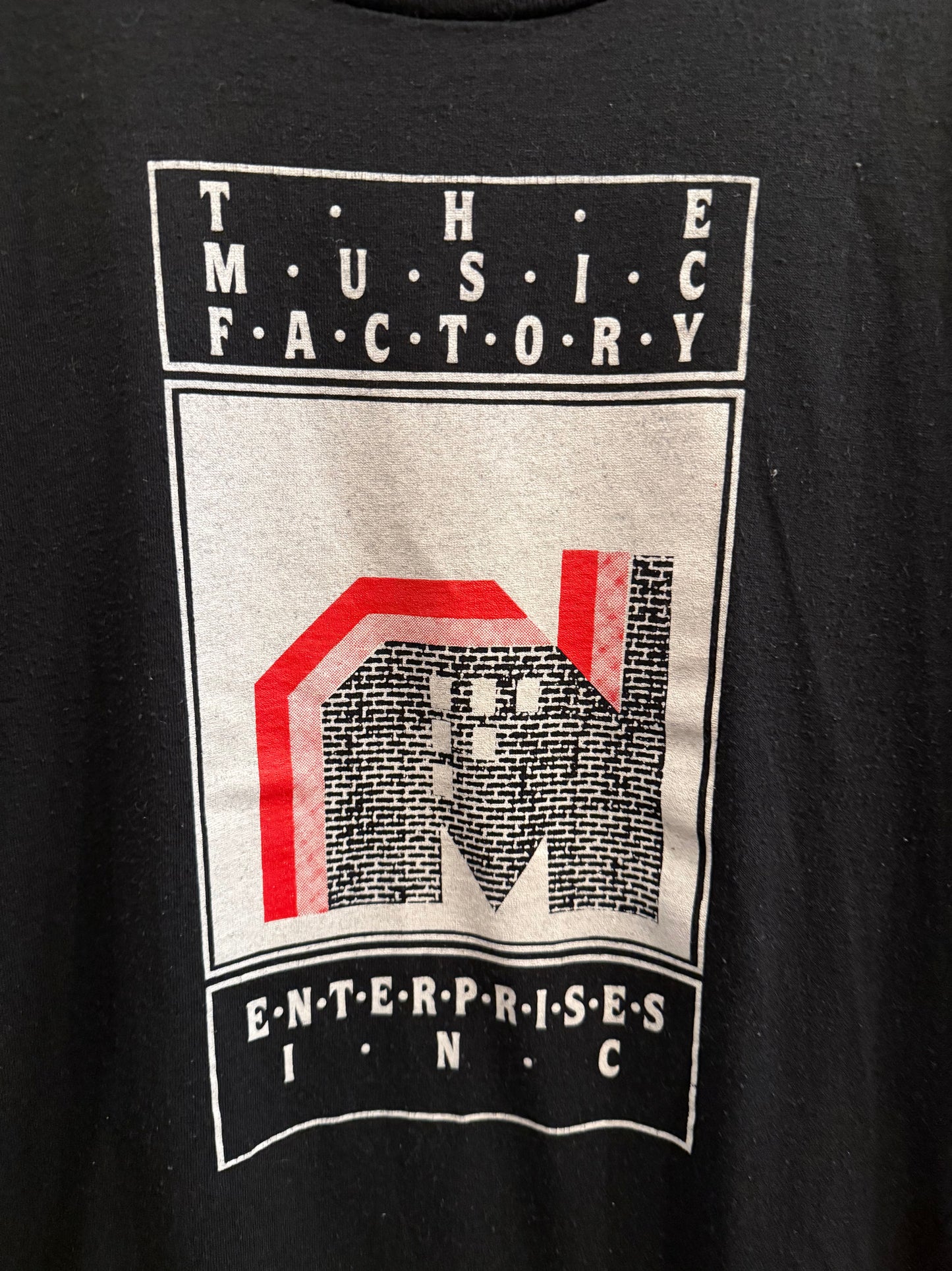 Vintage ‘The Music Factory’ T-Shirt Size Large