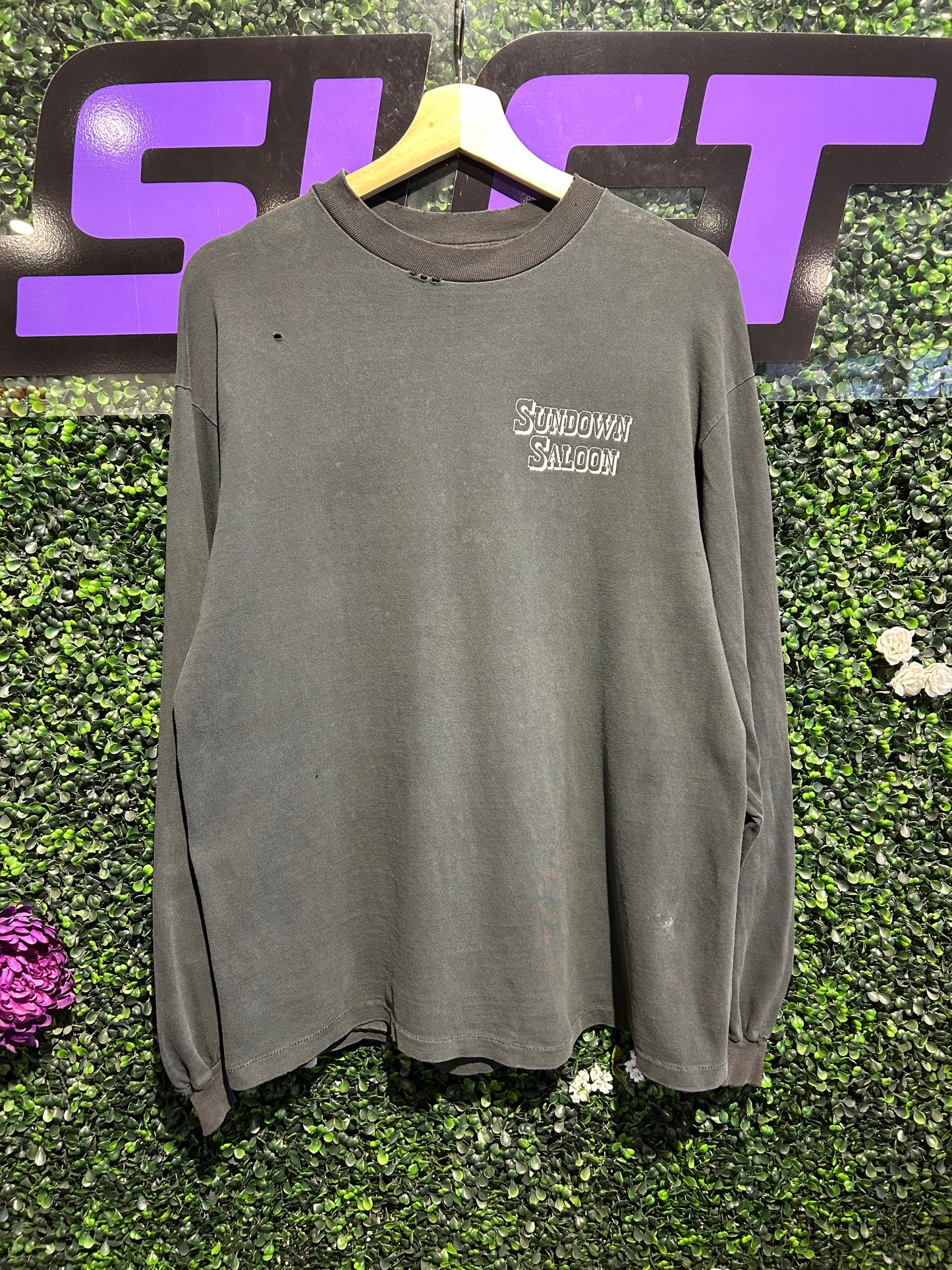 1992 Sundown Saloon ‘The Downer’ Boulder LS Shirt. Size Large
