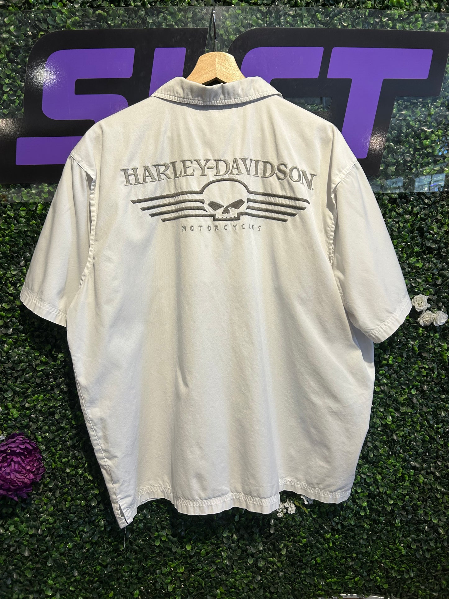 Vintage Harley Davidson Button-Up Shirt. Size XL