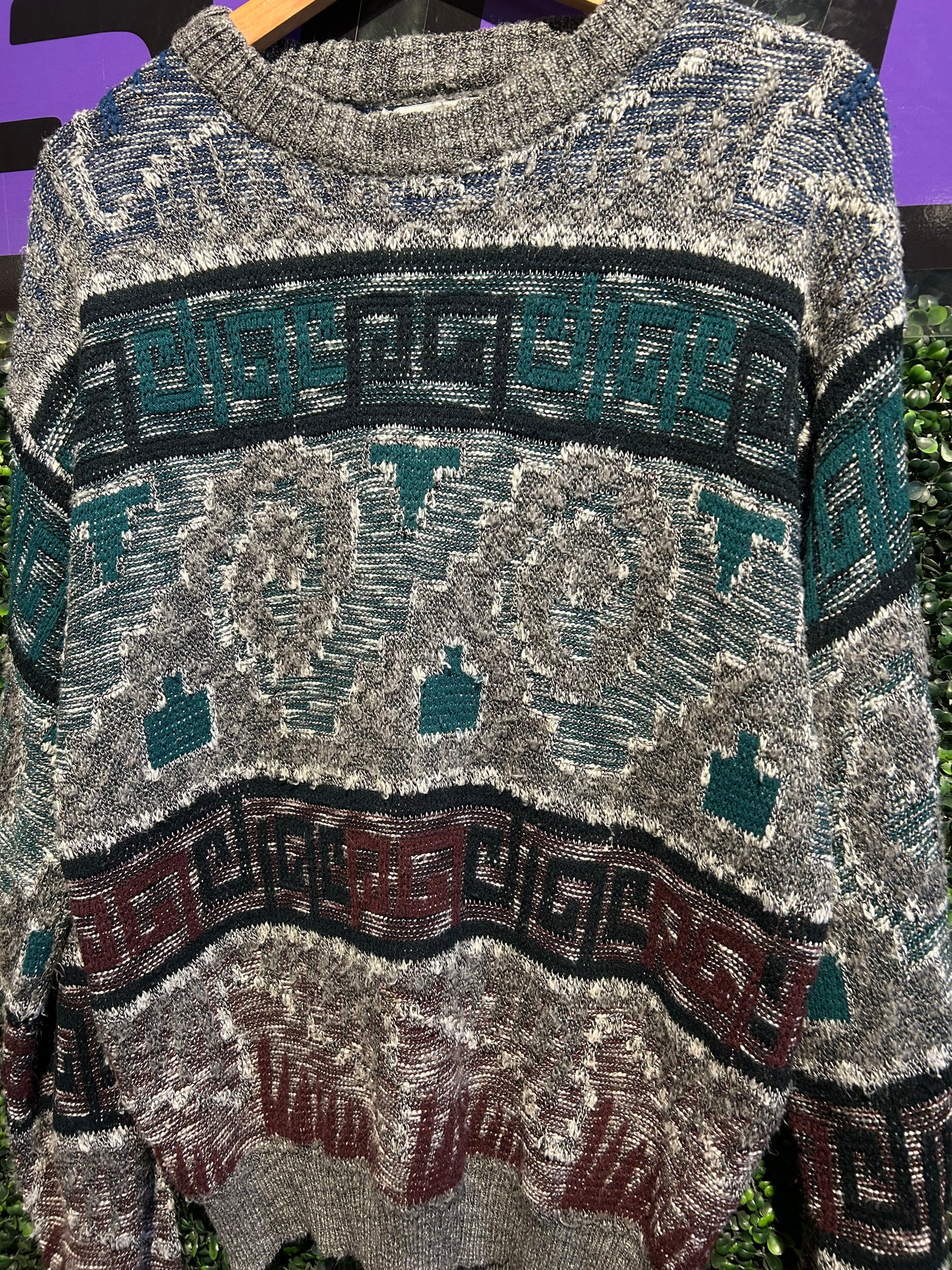 Vintage Coogi-Style Knit Sweater. Size Medium