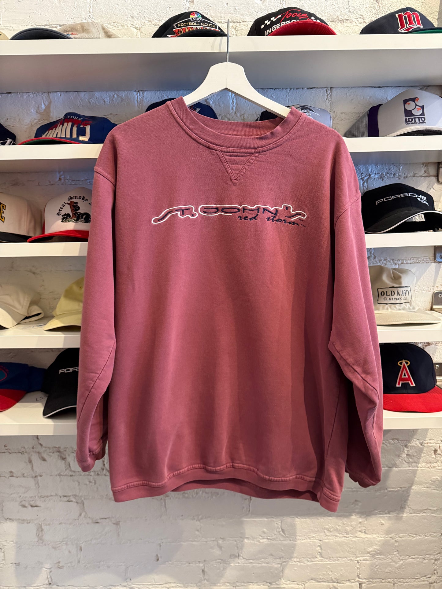St. John’s Red Storm Crewneck Size Large