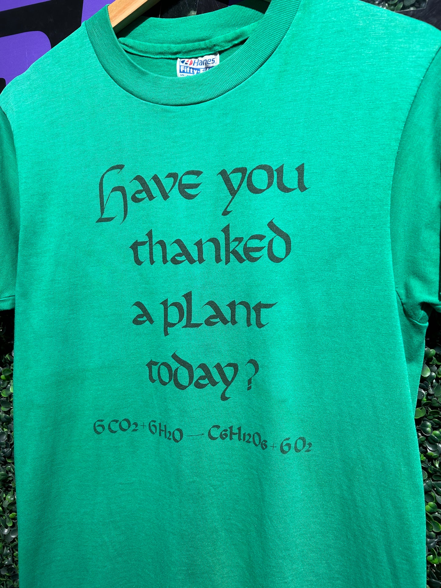 80s Have You Thanked A Plant Today? T-Shirt. Size S/M