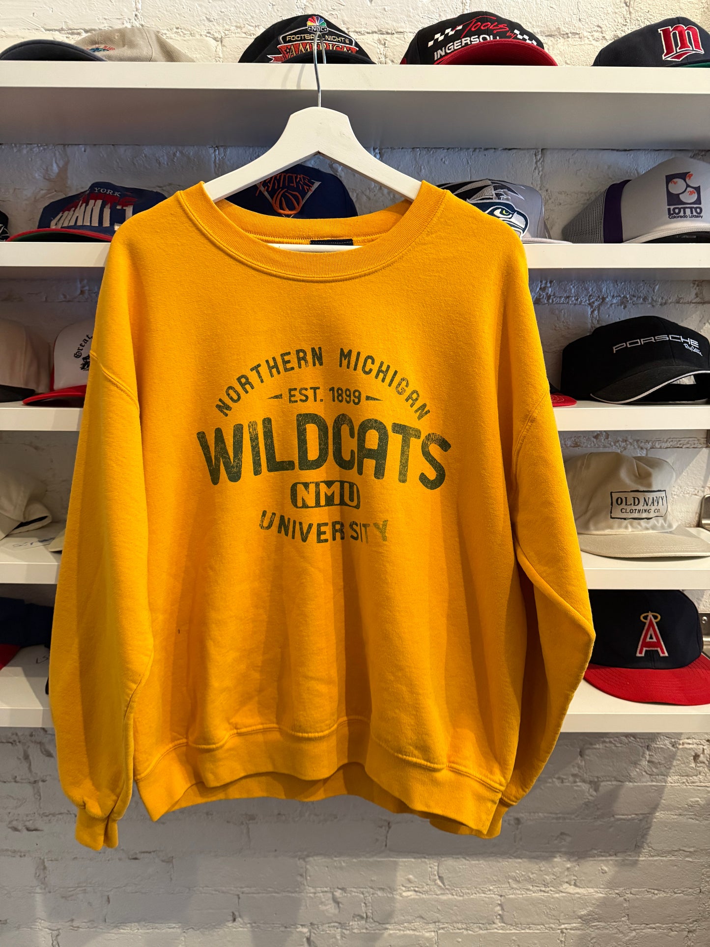 NMU Wildcats Crewneck Size Large