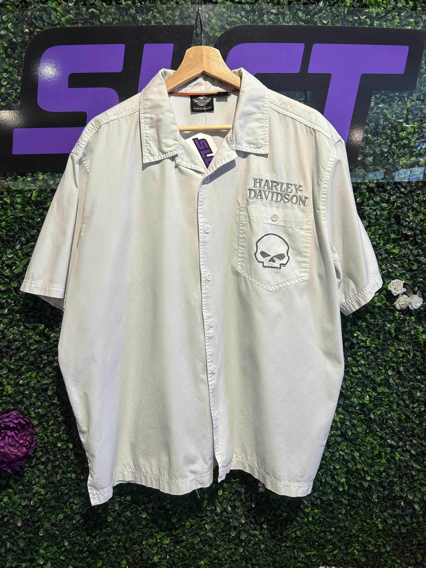 Vintage Harley Davidson Button-Up Shirt. Size XL