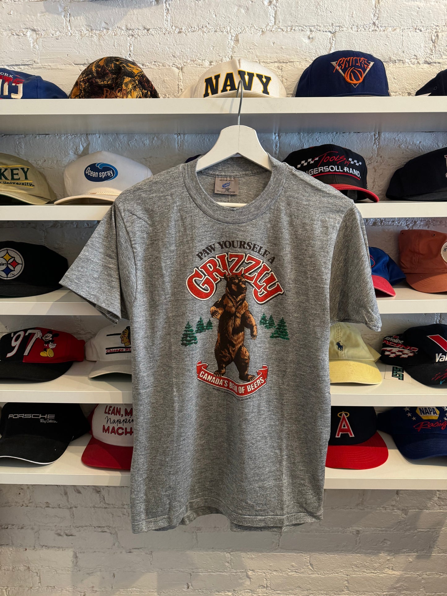 Vintage Grizzly Beer T-Shirt Size Medium Fits S/M