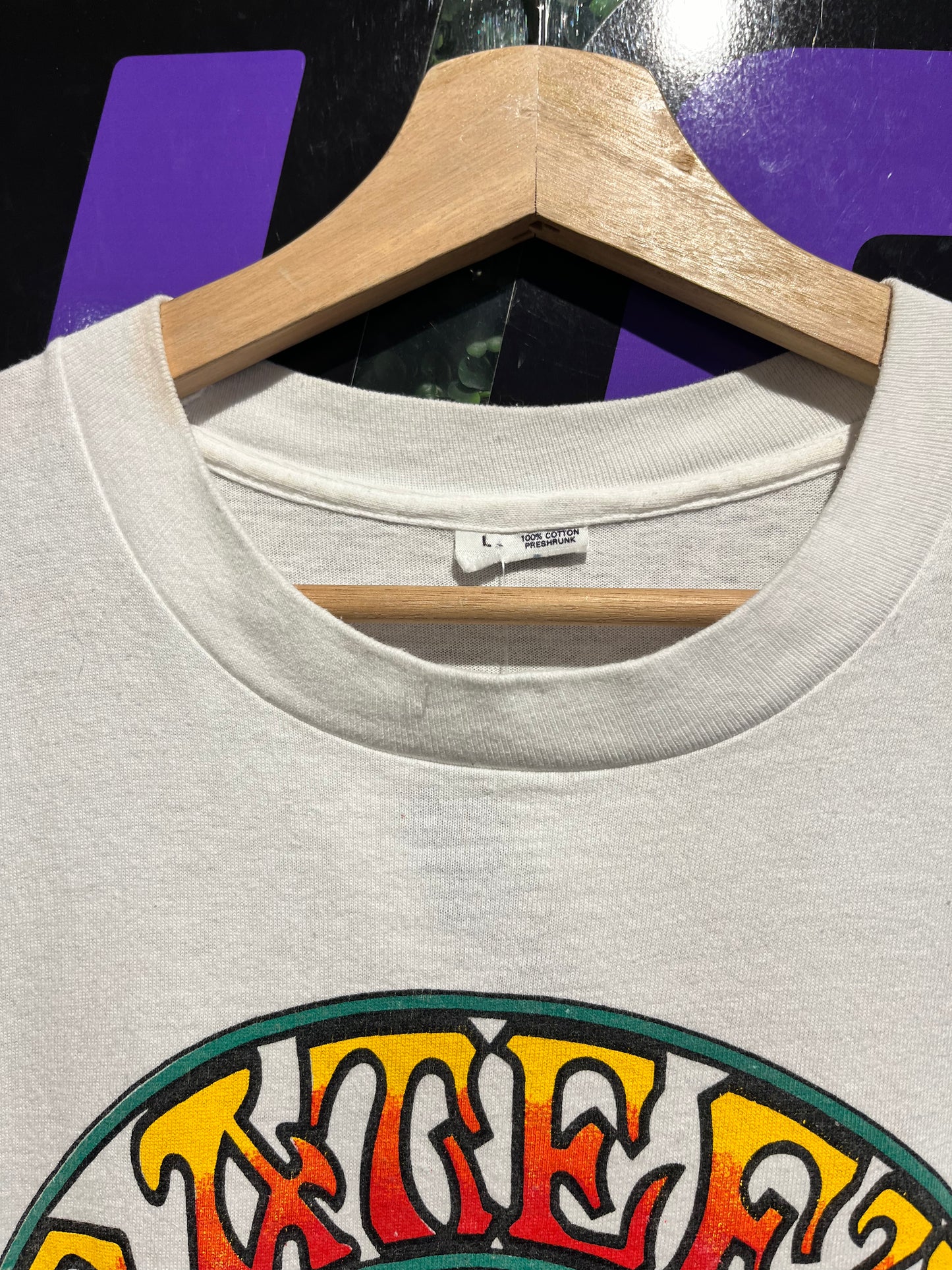 1987 Grateful Dead Bob Dylan Tour T-Shirt. Size Large