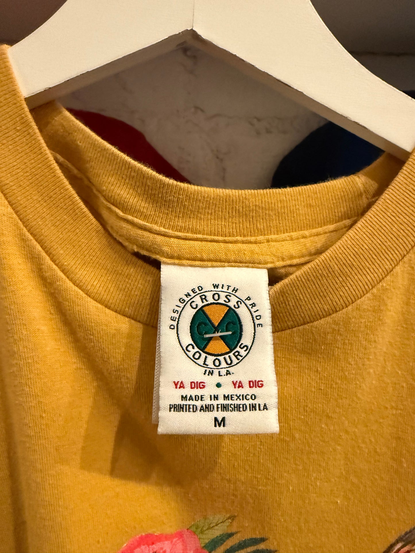 Cross Colors T-Shirt Size Medium