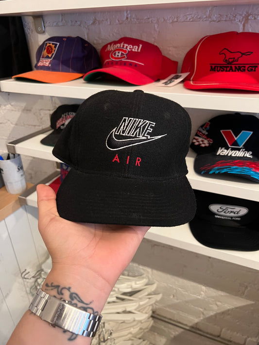 Vintage Nike Air Fitted size 7 1/8