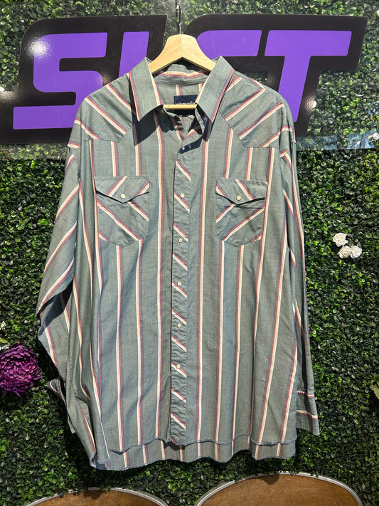 Vintage Wrangler Pearl-Snap Button-Up Shirt. Size XXL