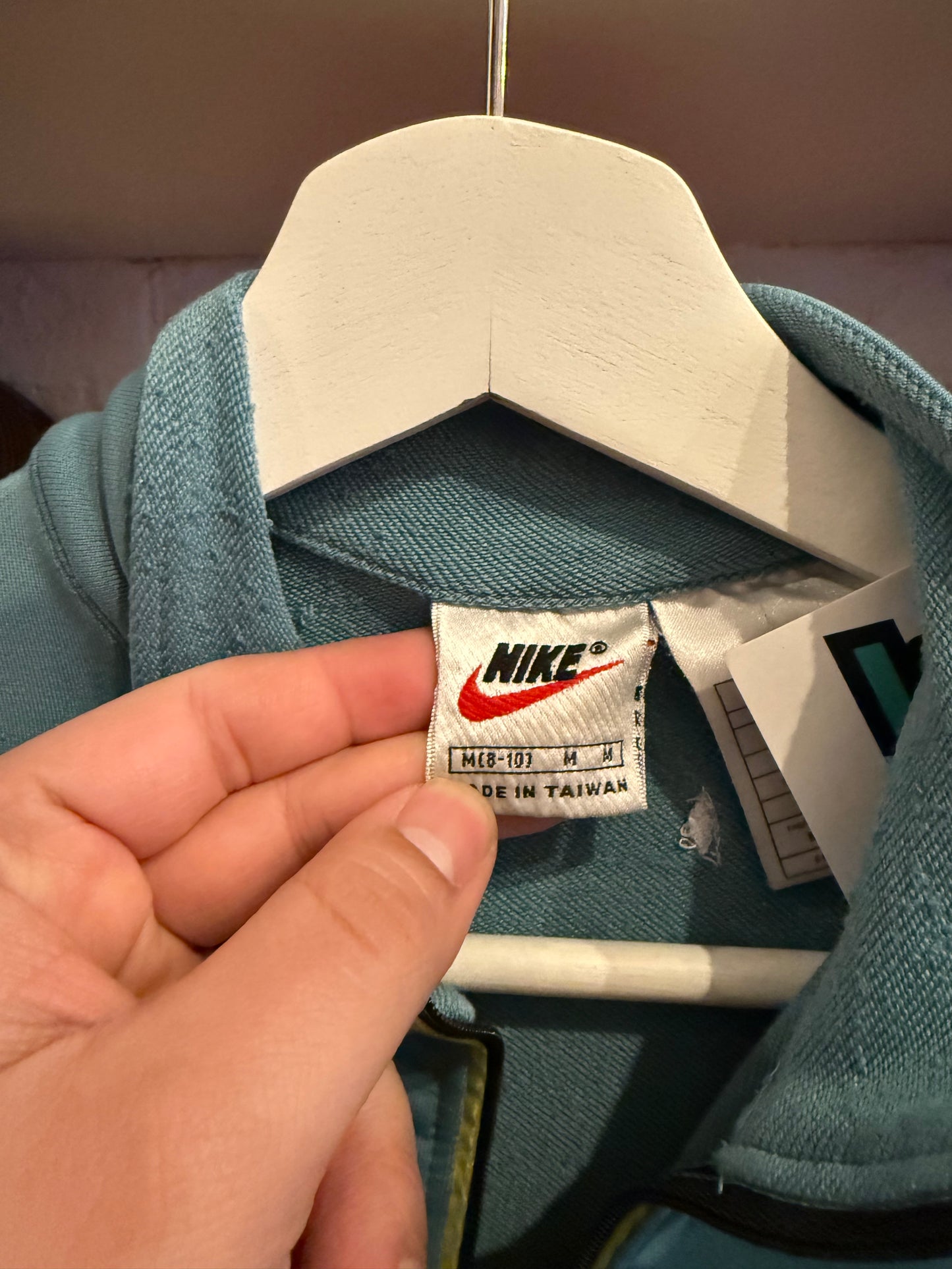 Nike 1/4 Zip Pullover Size Medium