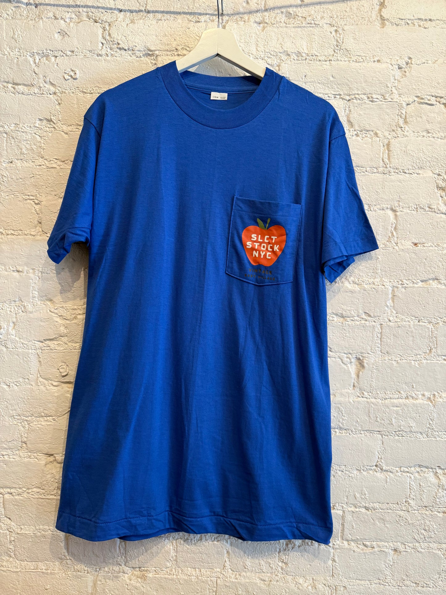 Vintage SLCT Stock Big Apple T-Shirt Size Large