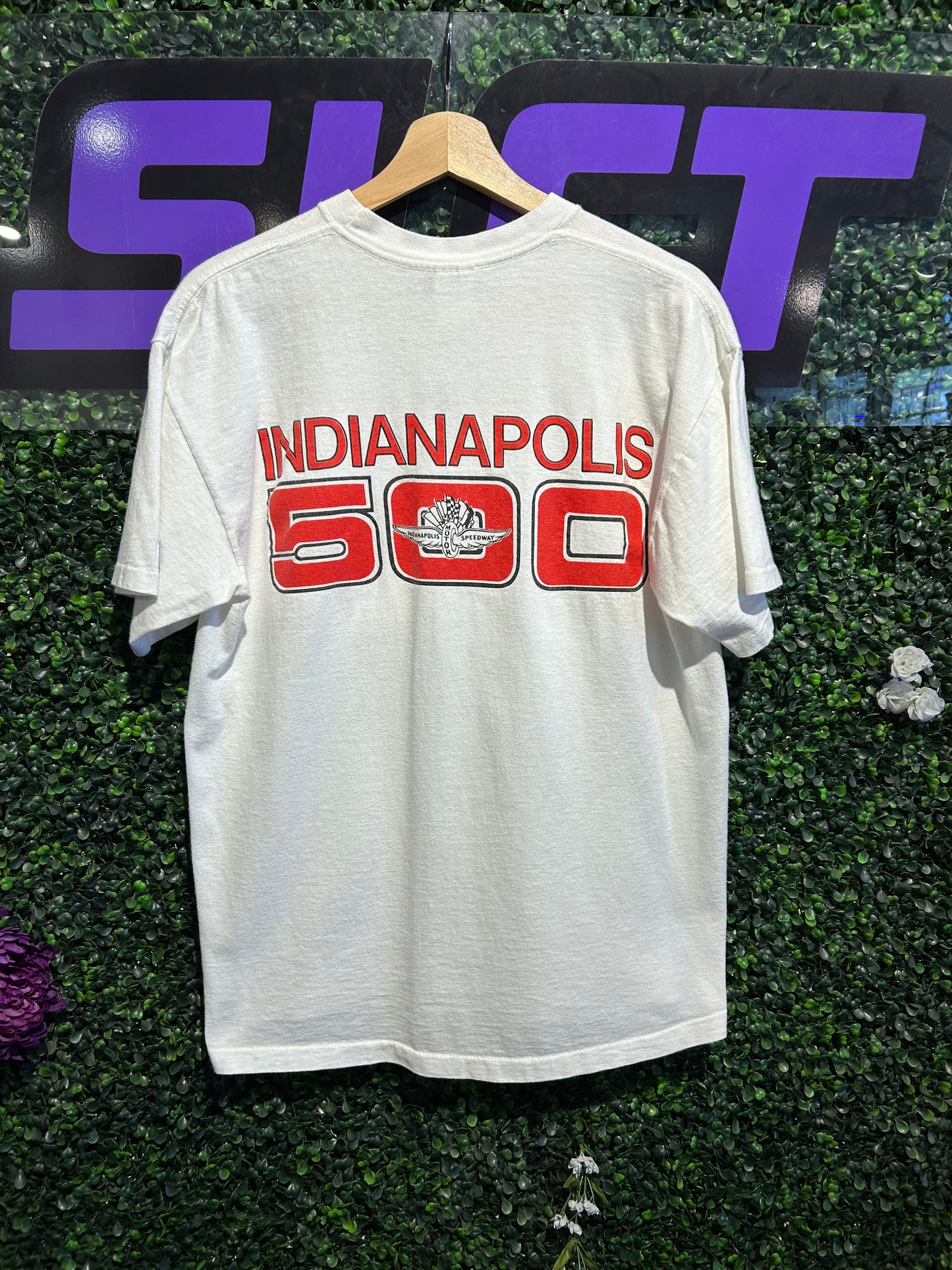 90s Indianapolis 500 Pocket T-Shirt. Size Large