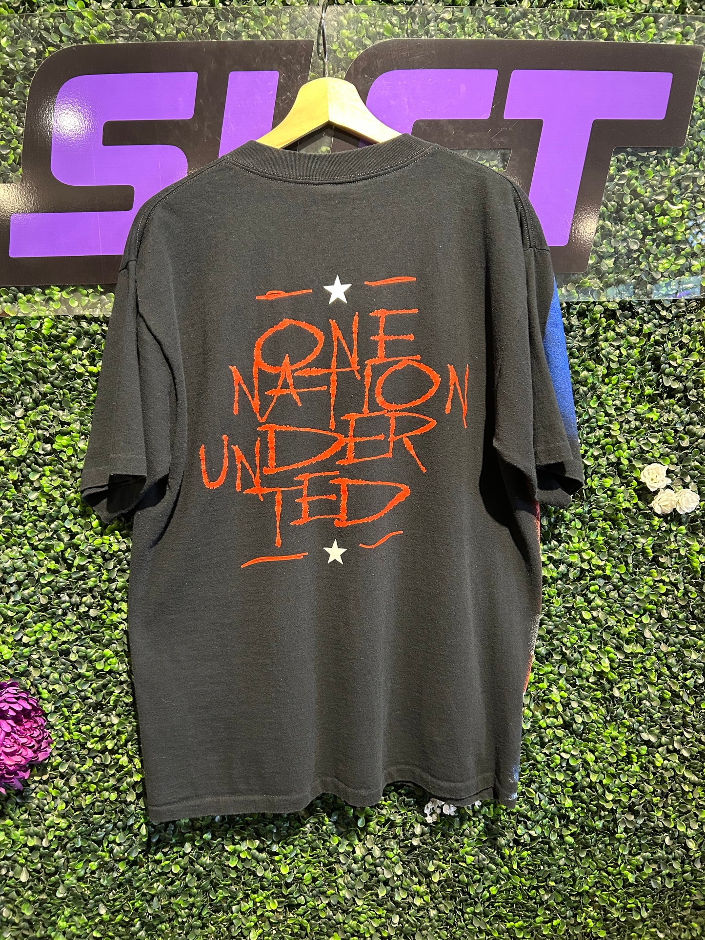 2000 Ted Nugent One Nation Under Ted T-Shirt. Size Large