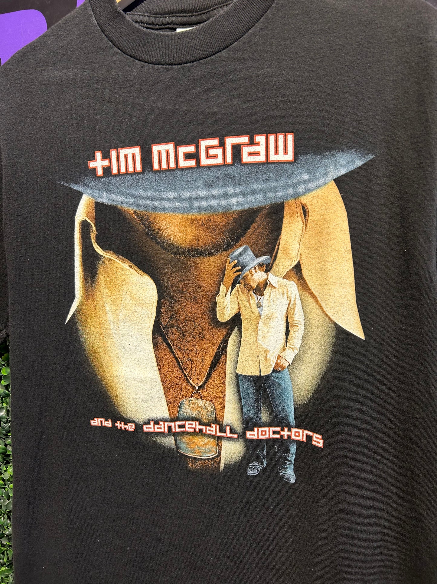 2003 Tim McGraw Tour T-Shirt. Size Medium