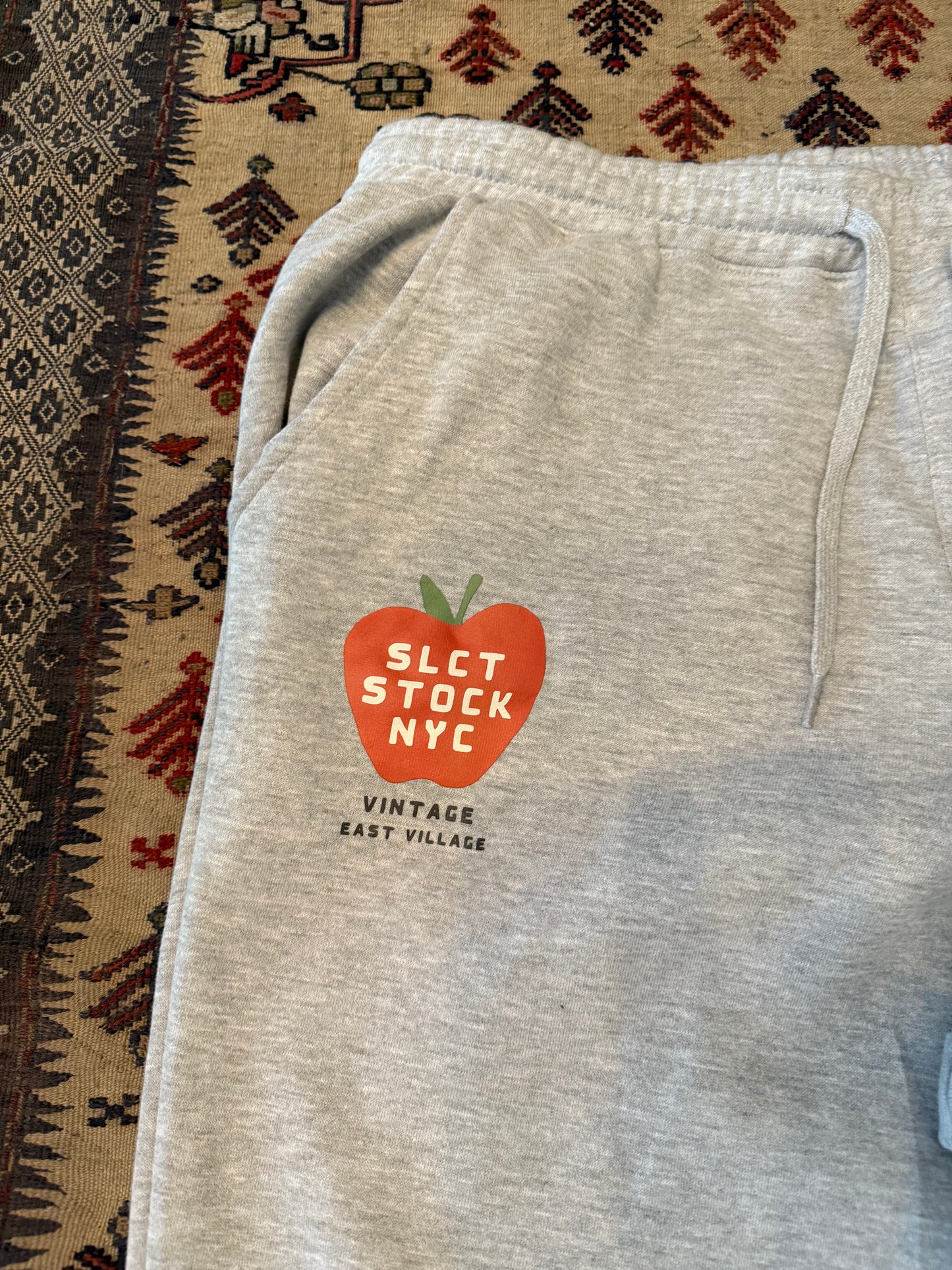 SLCT Stock Big Apple Sweat Pants Size XL