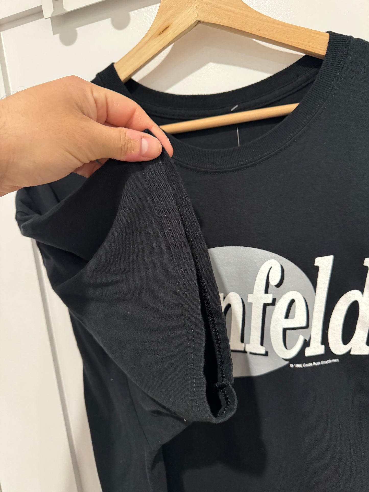 Vintage Seinfeld Logo T-Shirt Size XL/XXL