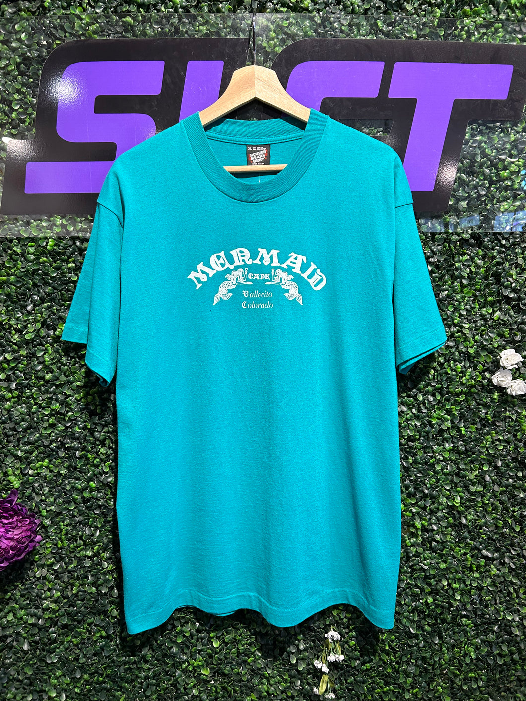 90s Mermaid Cafe Colorado T-Shirt. Size XL