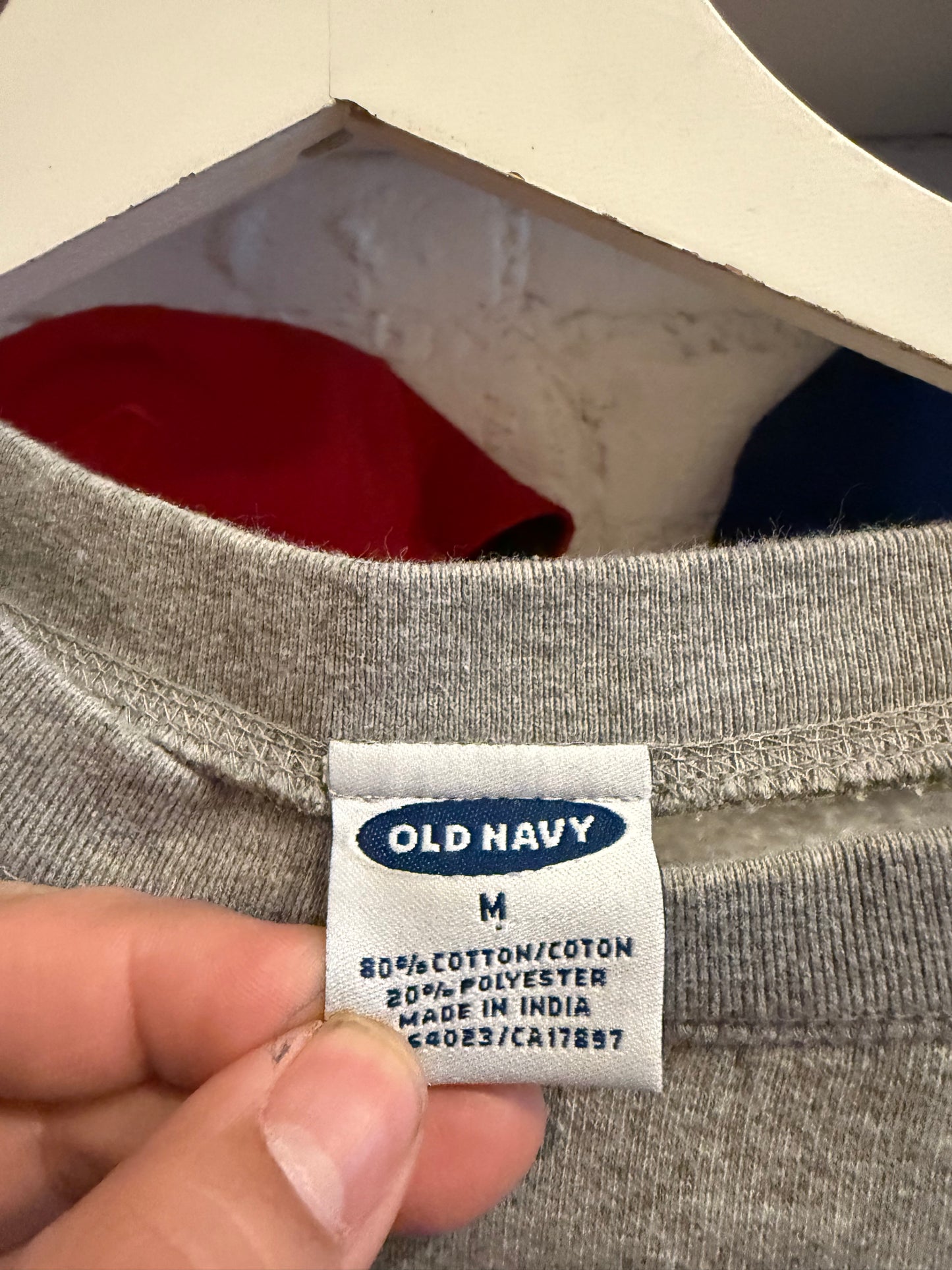 00’s Old Navy Crewneck Size Medium