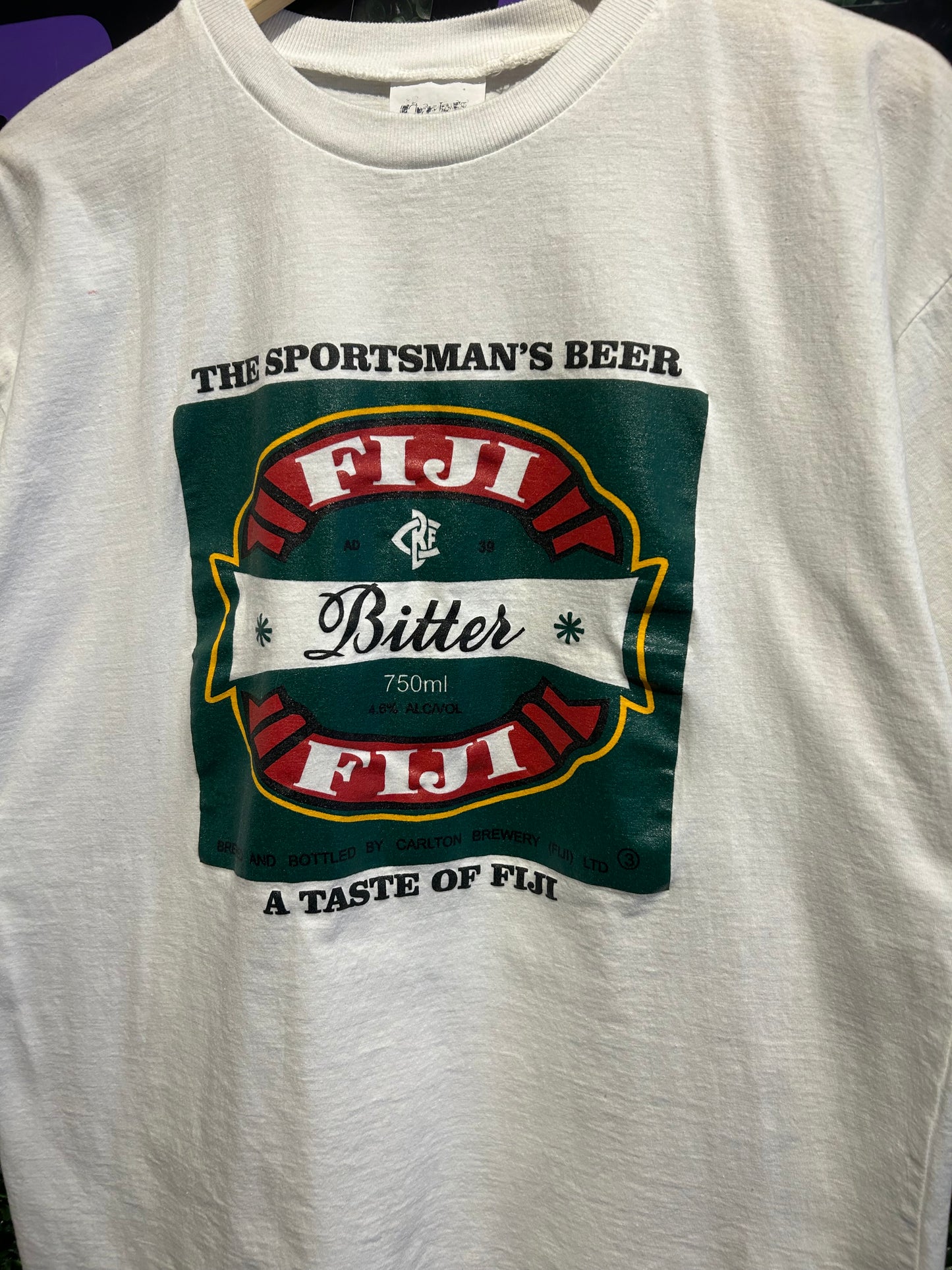 90s Fiji Bitter The Sportsman’s Beer T-Shirt. Size Medium