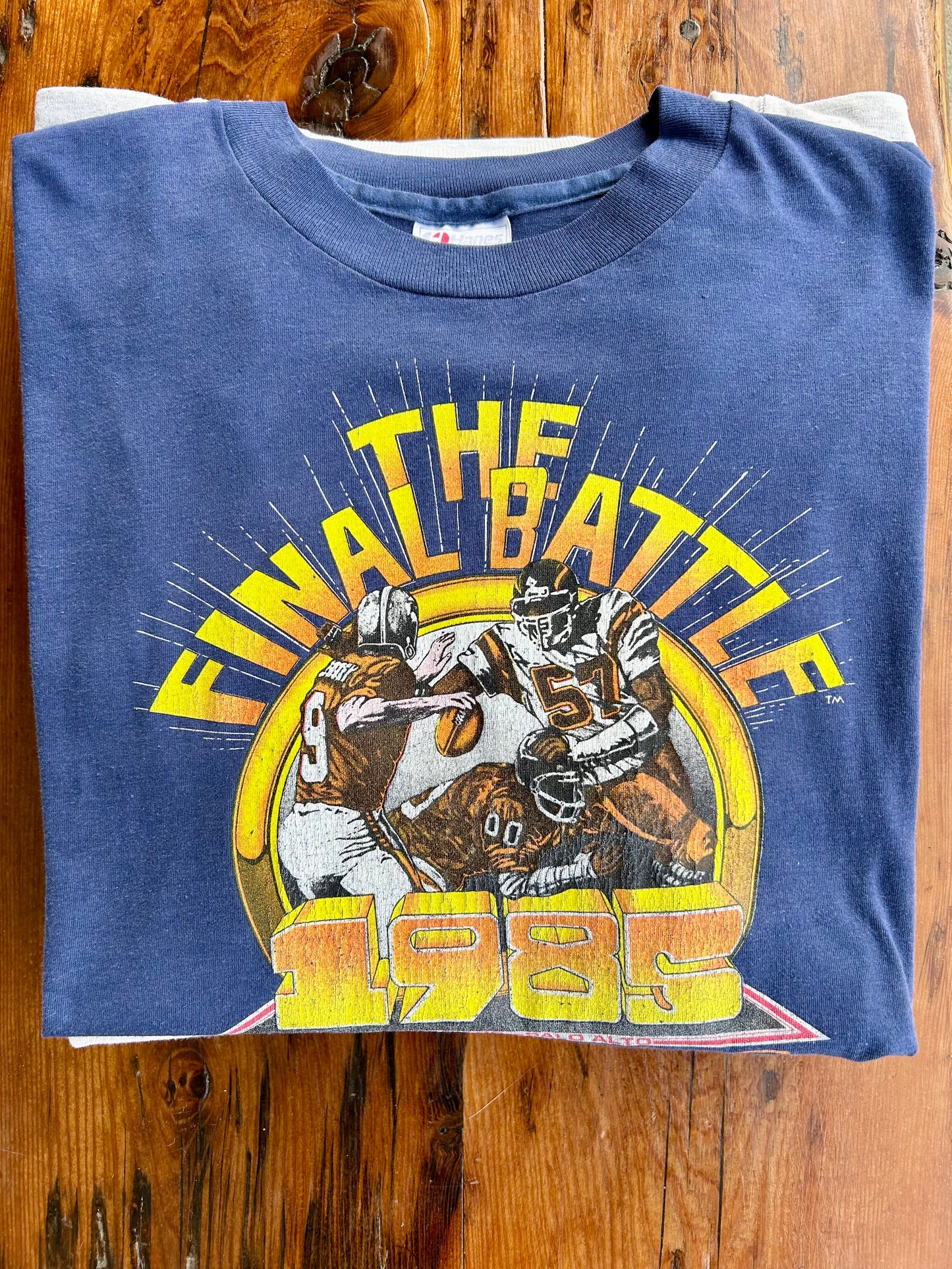 1985 The Final Battle Super Bowl Vegas Sports Betting T-Shirt. Size Large