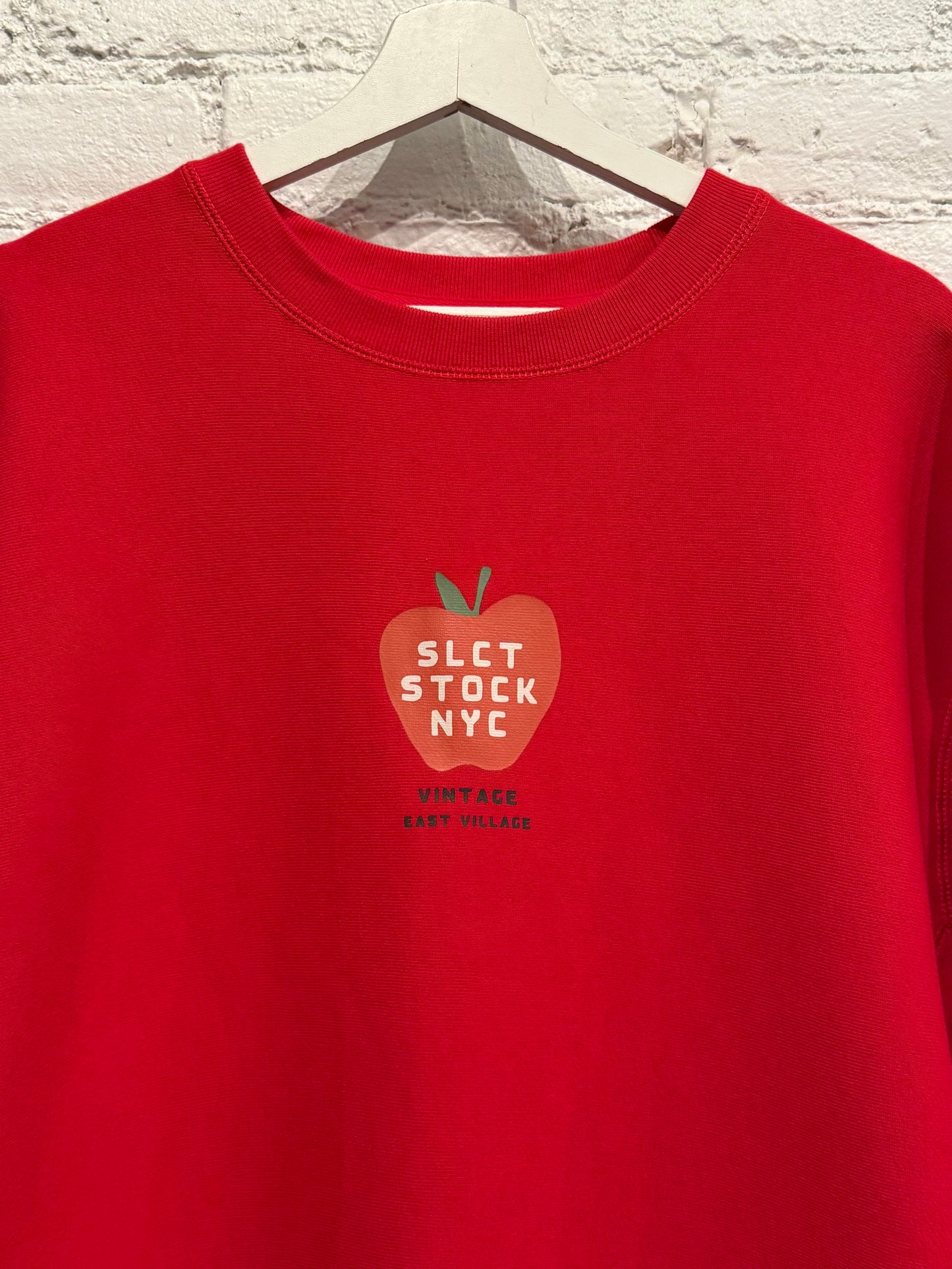 SLCT Stock Big Apple Red Crewneck Size XL