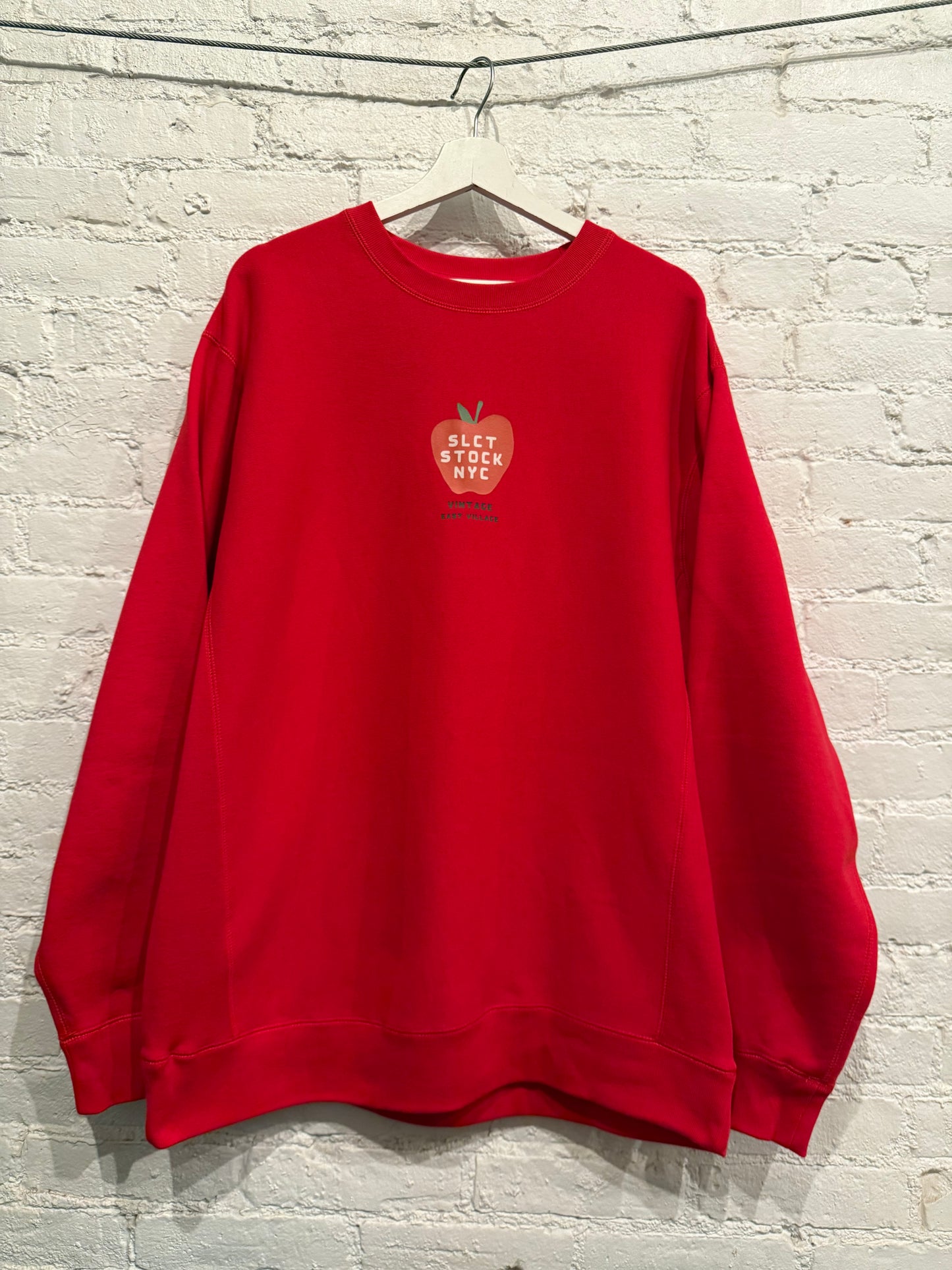 SLCT Stock Big Apple Red Crewneck Size XL