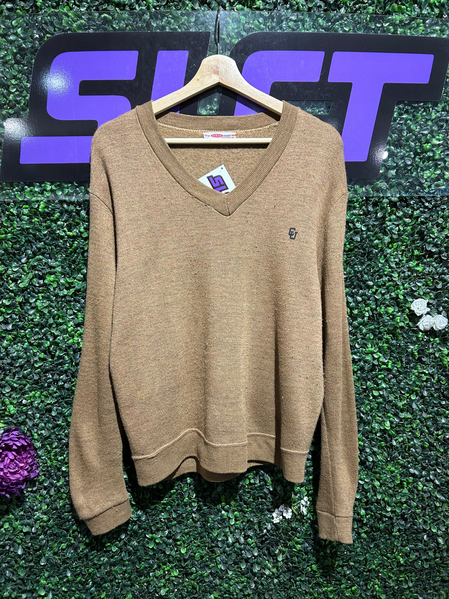 70s Colorado Buffaloes Champion Knit V-Neck Sweater. Size Medium