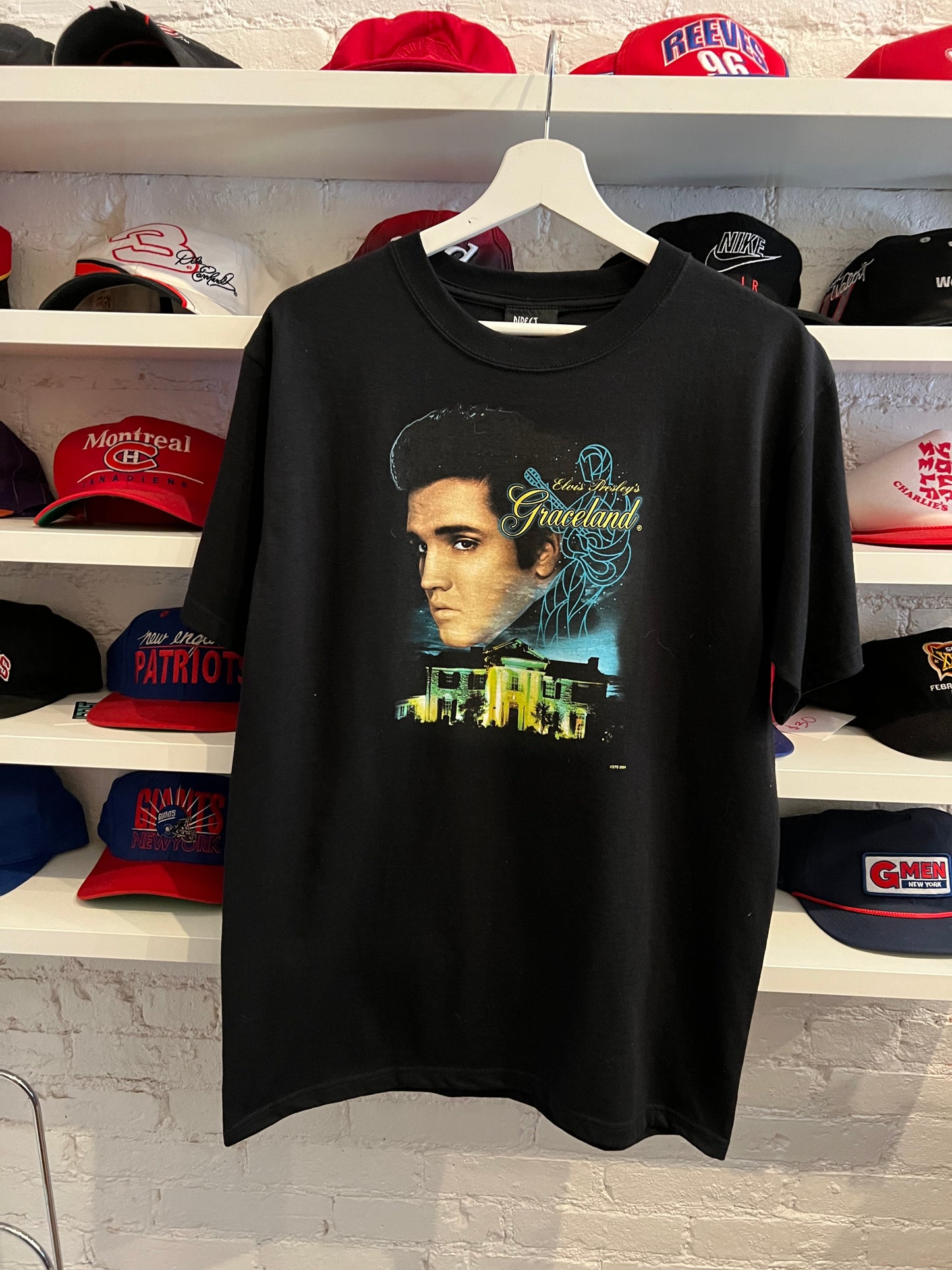Elvis Graceland T-shirt size M