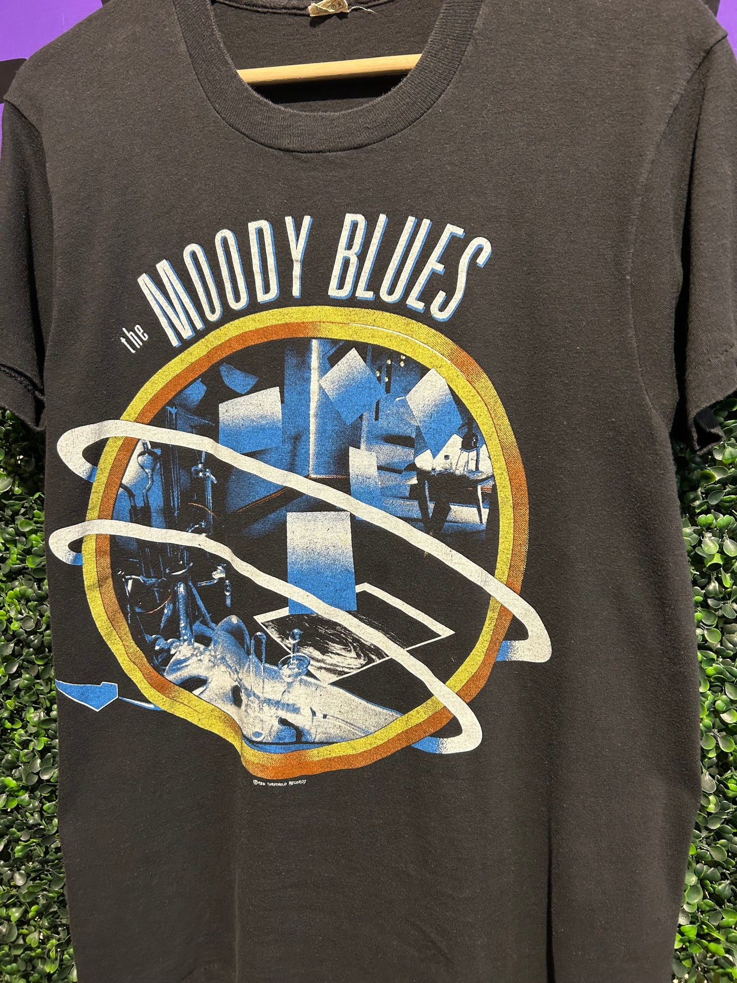 1986 The Moody Blues Live In Concert T-Shirt. Size Medium