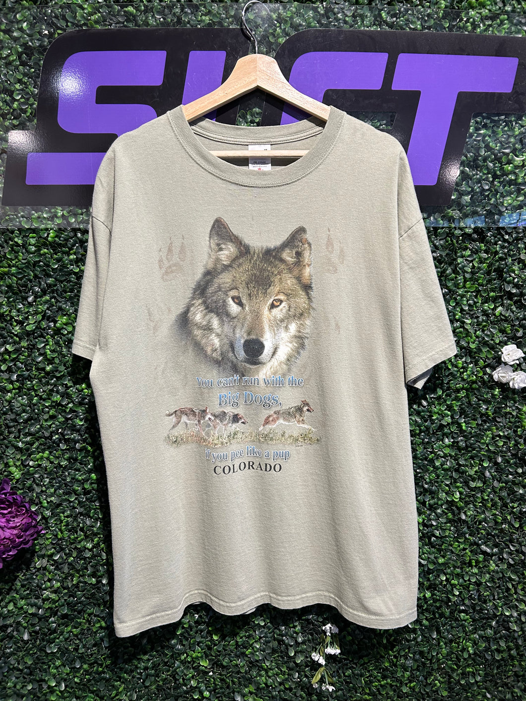 Vintage Run With The Big Dogs Wolf T-Shirt. Size XL
